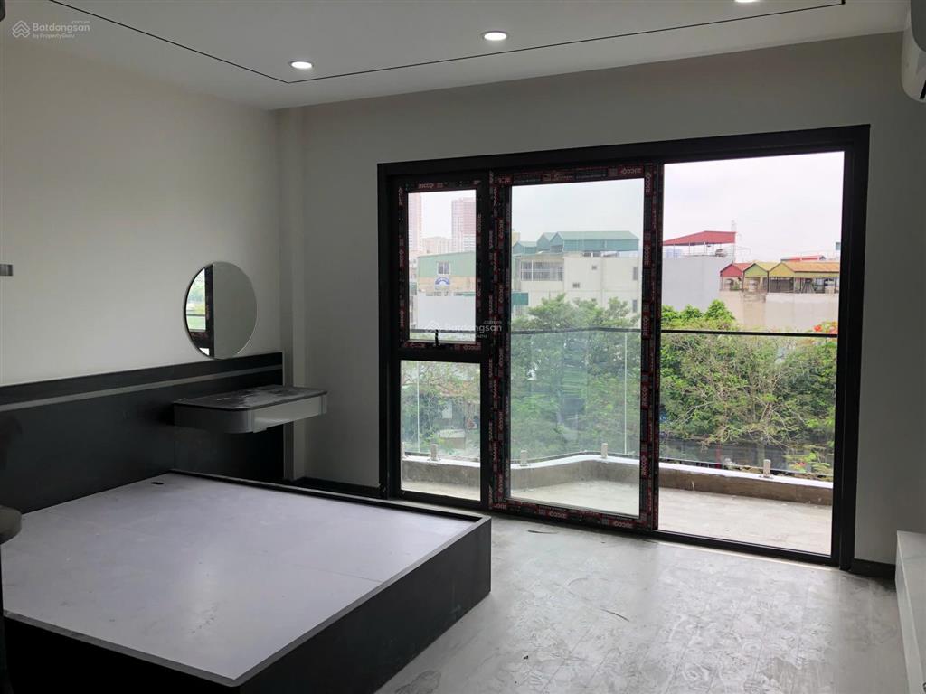 Bán nhà mặt phố bờ sông sét, 65m2x7t thang máy, oto vào nhà kd, buôn bán, vphòng cực tốt, 29,8 tỷ