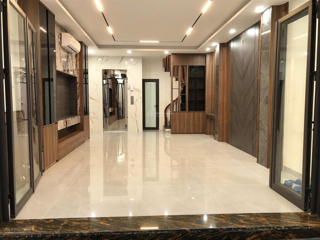 Nhà riêng tại 143/74 nguyễn chính, hoàng mai, 55m2 x 6t thang máy, giá 13,8 tỷ vnd hàng cực hiếm