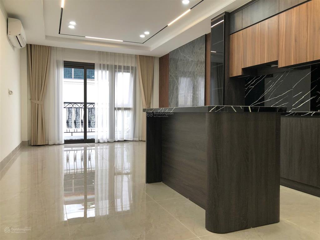 Bán nr 521 trương định, p. hoàng mai, 55m2x7t, ôtô vào nhà, kd, buôn bán tốt, giá ưu đãi 21,9 tỷ