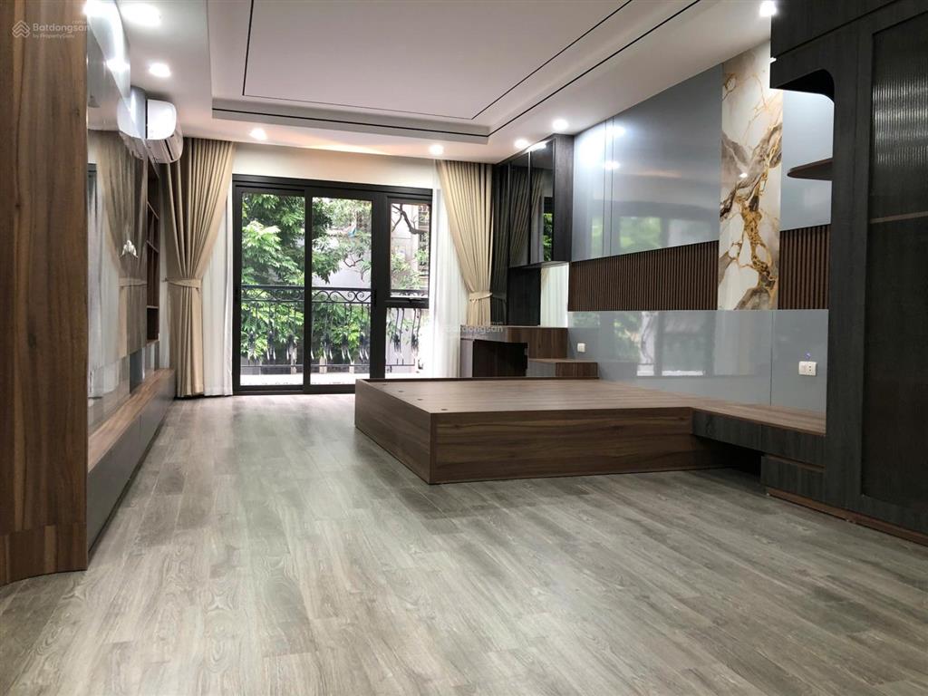Bán nr 521 trương định, p. hoàng mai, 55m2x7t, ôtô vào nhà, kd, buôn bán tốt, giá ưu đãi 21,9 tỷ