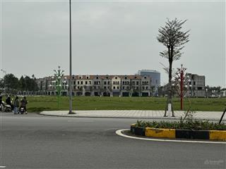 Bán đất và nhà 555,5m2 mặt đường quốc lộ 21, đoạn cố thổ cũ xã hòa sơn, huyện lương sơn giá rẻ