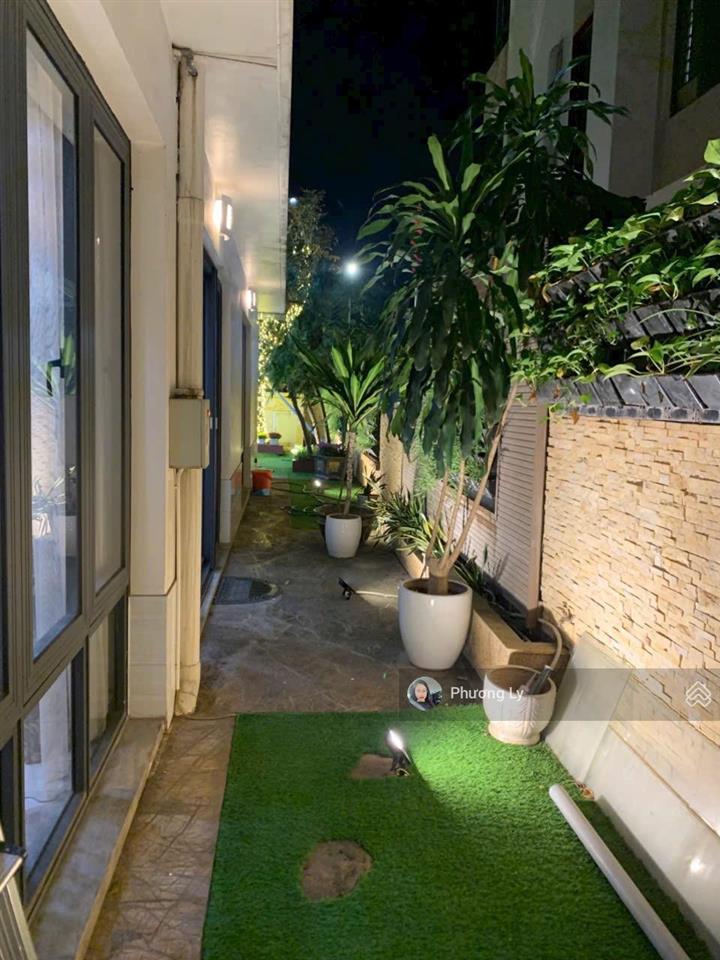 Chính chủ gửi bán căn song lập gamuda full nt đẹp. giá 60 tỷ.  0941 670 ***