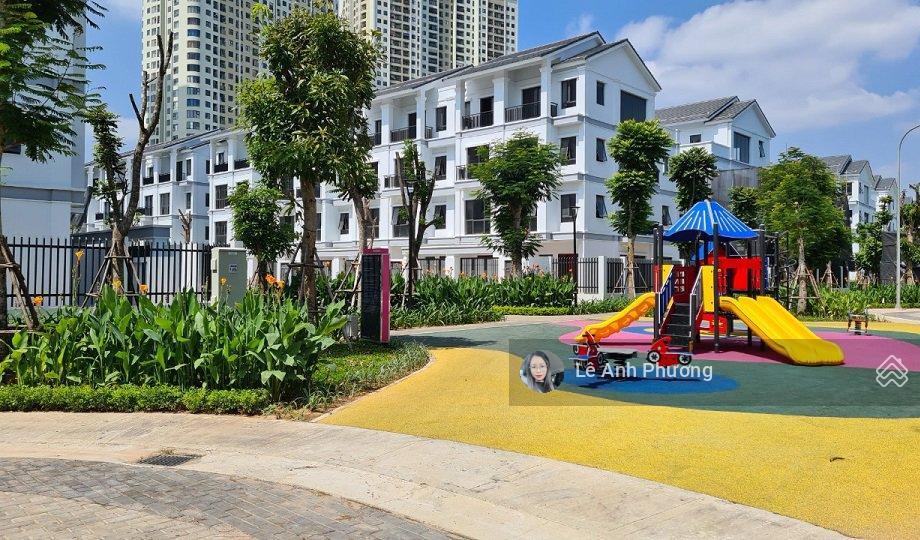 Chính chủ gửi bán căn liền kề gamuda. nhà thô, vị trí đẹp.  0941 670 ***