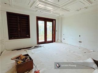 Chính chủ cần bán căn liền kề gamuda, full nt thang máy.   0941 670 ***