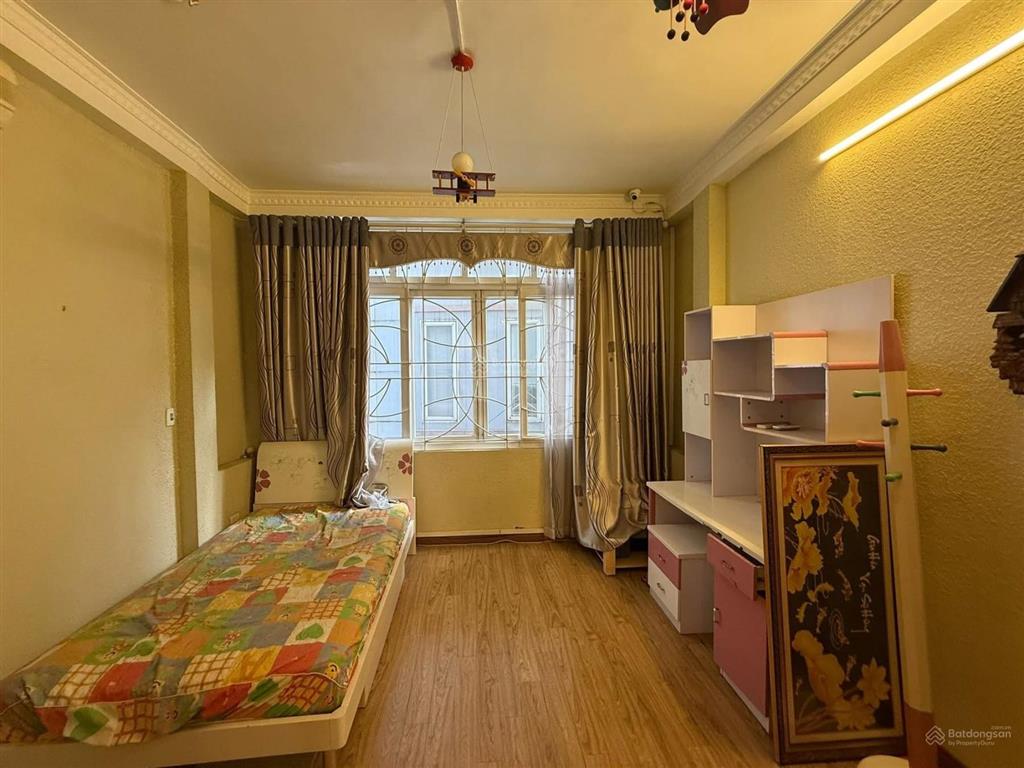 Bán gấp nhà 5t ngõ văn chương sát phố tôn đức thắng, 2 mặt tiền kd sầm uất, 44m nhỉnh 12tỷ