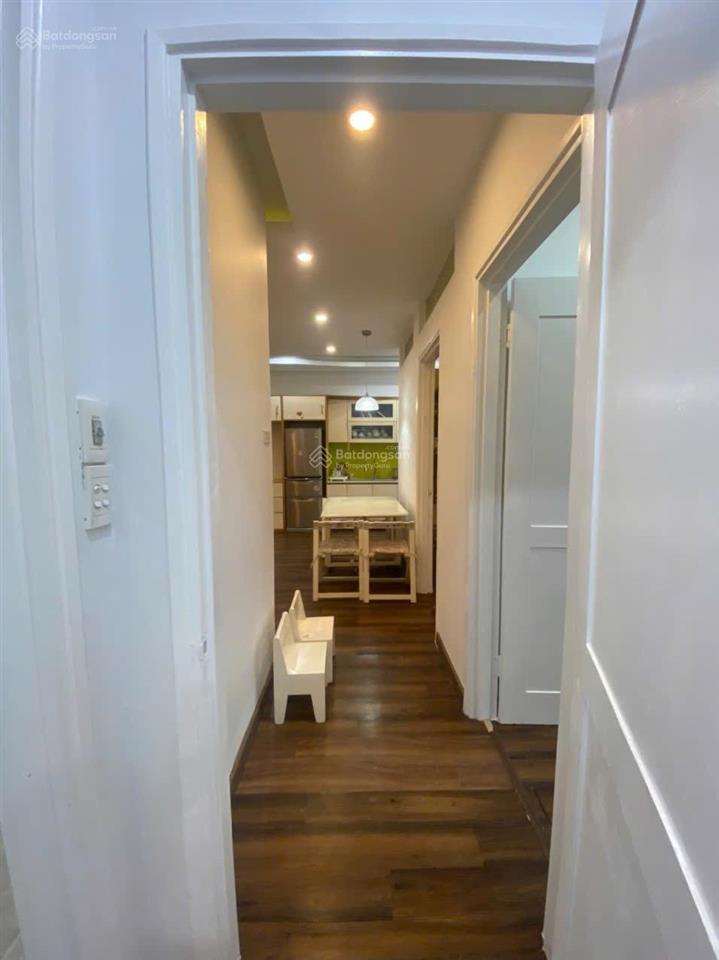 Bán chcc toà c7 giảng sát hồ giảng võ, dt 80m 3pn 2wc full nội thất xịn, căn góc view hồ đẹp 10tỷ