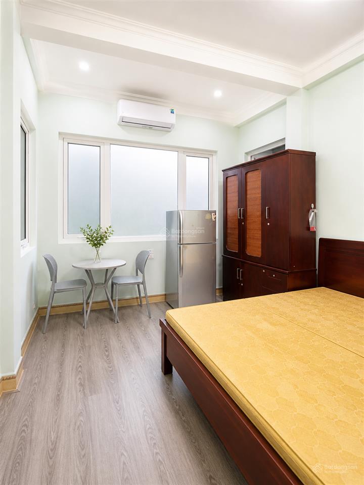 Căn góc 4 tầng ô tô đỗ cửa vài bước ra mp nguyễn đình chiểu & cv thống nhất, dt 30,5m nhỉnh 10 tỷ
