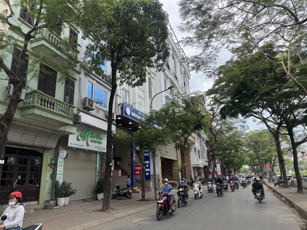 Phân lô ô tô tránh + hè ngõ thông phố vọng sang trần đại nghĩa dt 105m2 mt 9m chia 2 hoặc tòa vp