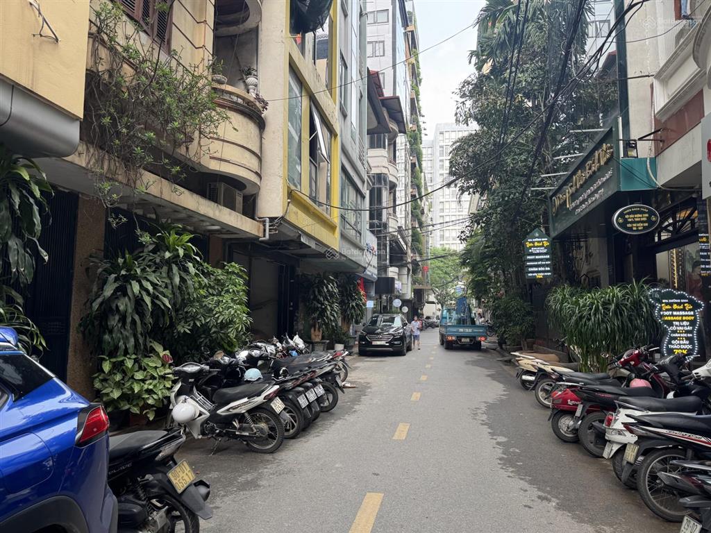 Tinh hoa khu phân lô hồ hoàng cầu, ngõ ô tô tránh dt 85m mt 7,6m kinh doanh rất tốt 33,9 tỷ