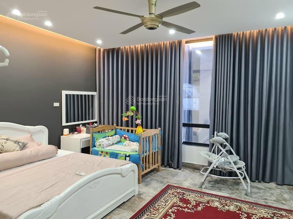 Thông số vàng hót hoàng cầu nhà 5,5t phân lô hoàng cầu ngõ thông oto tránh gần hồ, dt 46m mt 5m