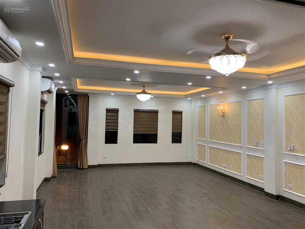 Nhà 5t lô góc một mặt phố trần khát chân giao phố lạc nghệp nhìn hồ công viên, dt 52/60m mt 5m