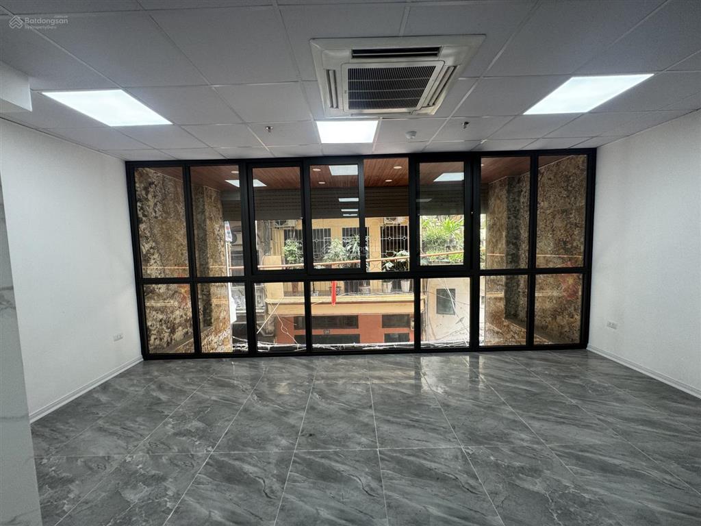 Nhà liền kề 5t quần thể times city ngõ 622 minh khai, ô tô tránh hè 3m, dt 86m mt 5m kd sầm uất