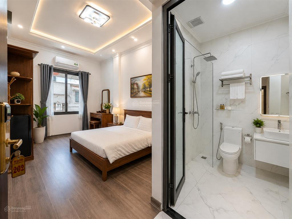 7 tỷ nhà 4t căn góc cách mặt phố cao bá quát 15m ngõ đẹp, lõi ba đình dt 16/20m2, mt 6m