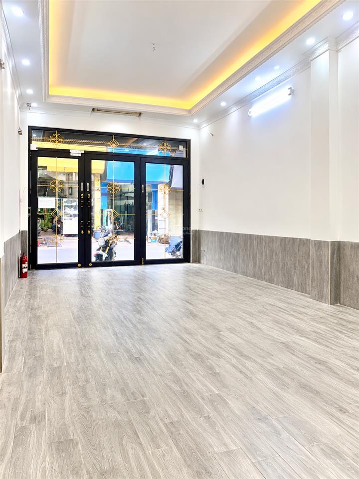 Nhỉnh 26 tỷ dt 60m mt 5m, nhà 5t phân lô trần quang diệu thông võ văn dũng ô tô tránh