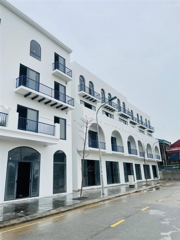 Bán shophouse đẹp tại midtown one uông bí, giá thỏa thuận, 106m2, 5 tầng, quà tặng thang máy 400tr