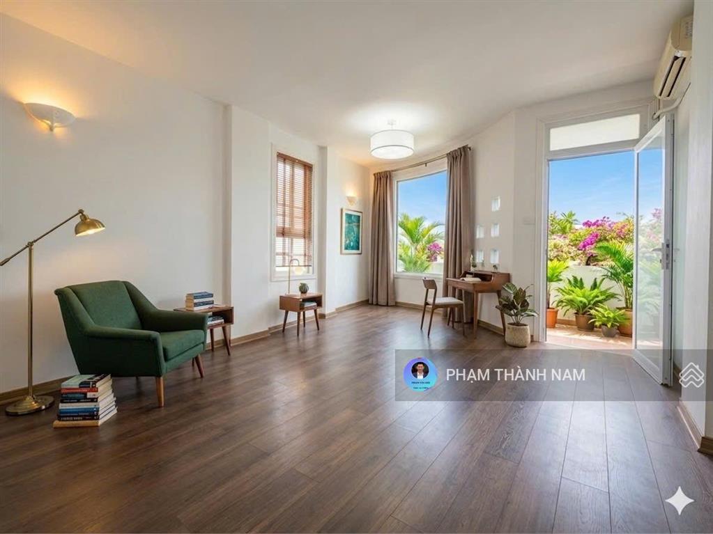 Cho thuê nhà 5 tầng phố từ hoa tây hồ, 60m2x5t, 6pn, gần hồ tây, làm homestay/vp, 35tr/th