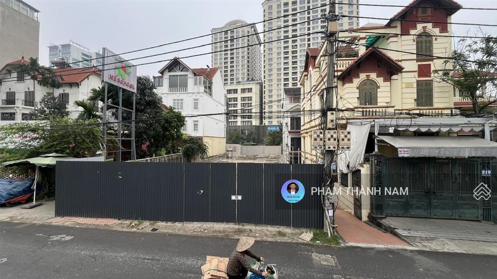 Bán đất mặt phố âu cơ tây hồ vew sông hồng dt 345m mặt tiền 10m giá 85 tỷ