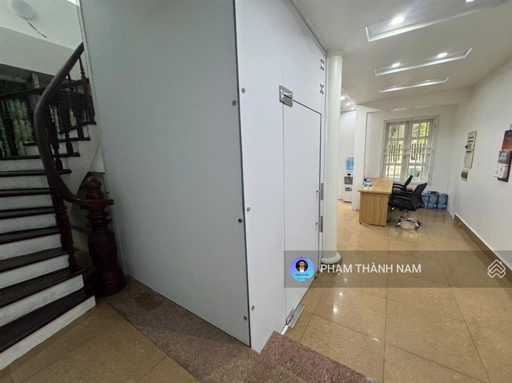Cho thuê biệt thự d3 vườn đào, phú thượng, 180m x 4t, 6pn, gần hồ tây, giá 55tr/th