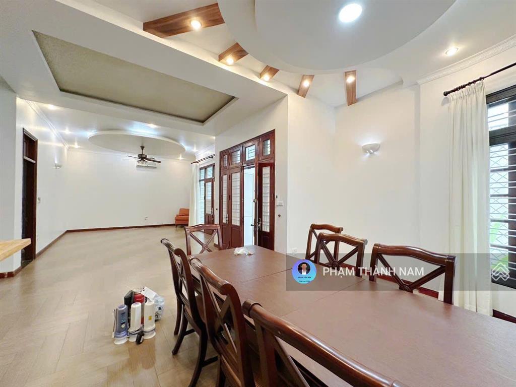 Hot bán biệt thự sân vườn bể bơi phố tô ngọc vân, quảng an, tây hồ 364m2 mt12m dòng tiền 130tr