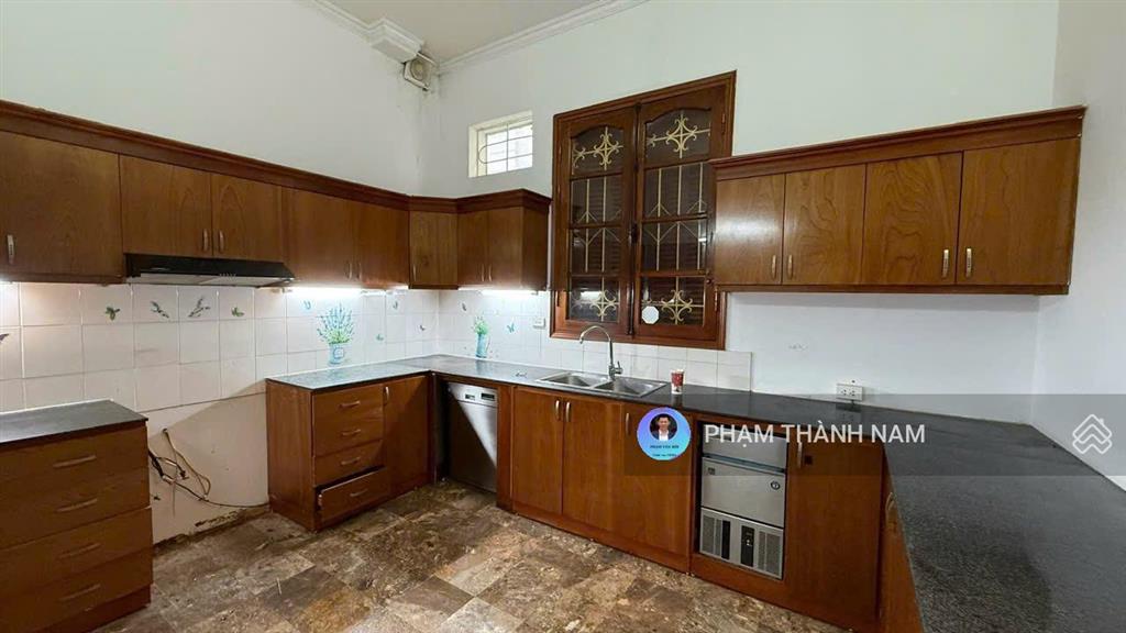 Hot bán biệt thự sân vườn bể bơi phố tô ngọc vân, quảng an, tây hồ 364m2 mt12m dòng tiền 130tr