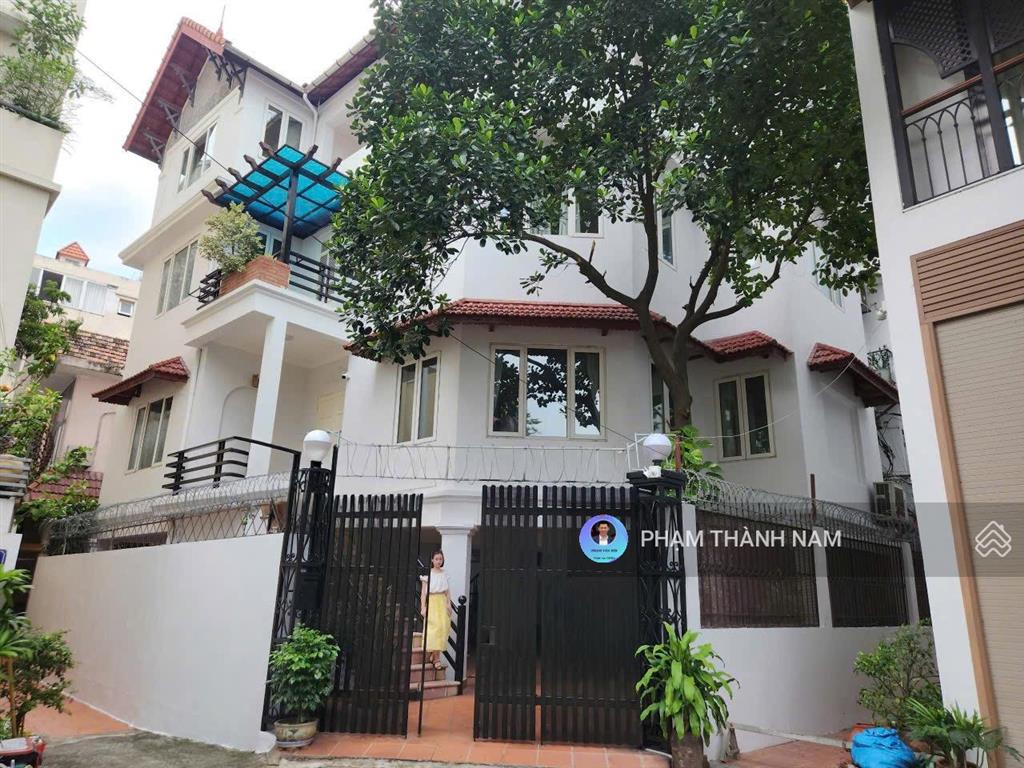 Hot bán biệt thự sân vườn bể bơi phố tô ngọc vân, quảng an, tây hồ 364m2 mt12m dòng tiền 130tr