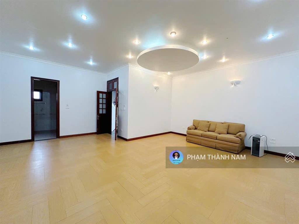 Hot bán biệt thự sân vườn bể bơi phố tô ngọc vân, quảng an, tây hồ 364m2 mt12m dòng tiền 130tr