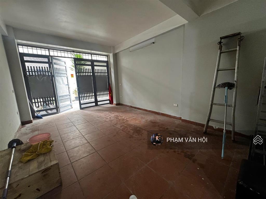 Cho thuê nhà âu cơ, tứ liên, tây hồ 60m, 5 tầng, 6pn, full nội thất, ô tô đỗ cửa, 15 triệu/tháng