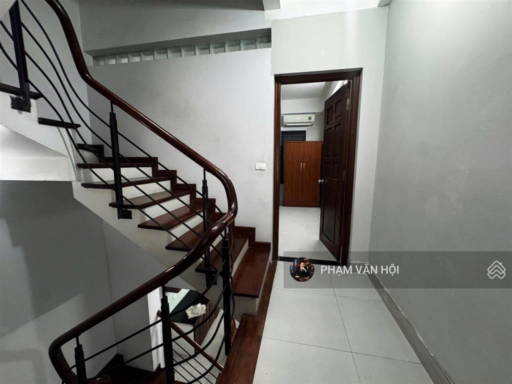 Cho thuê nhà âu cơ, tứ liên, tây hồ 60m, 5 tầng, 6pn, full nội thất, ô tô đỗ cửa, 15 triệu/tháng