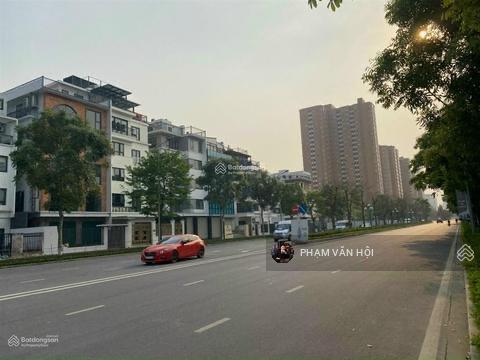 Cho thuê biệt thự romantic park tây hồ tây 150m 5 tầng có thang máy full nội thất  85tr/th