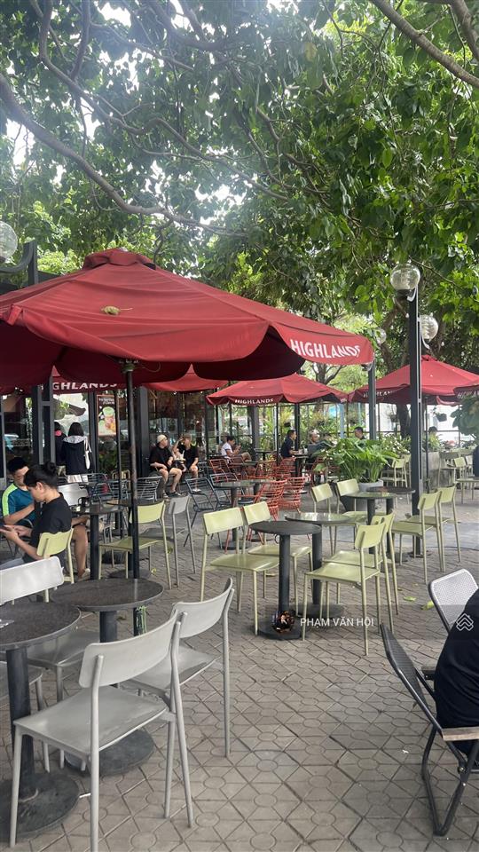 Bán gấp đất gần hồ tây đối diện lotte mall tây hồ  d3 vườn đào 270m mt 15m giá 700 tr/m