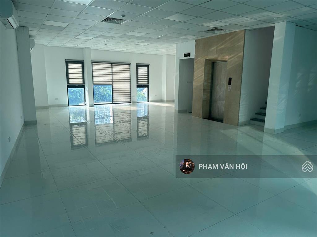 Cho thuê biệt thự sunshine city ciputra diện tích 175m  5 tầng thang máy  giá 85 triệu/th