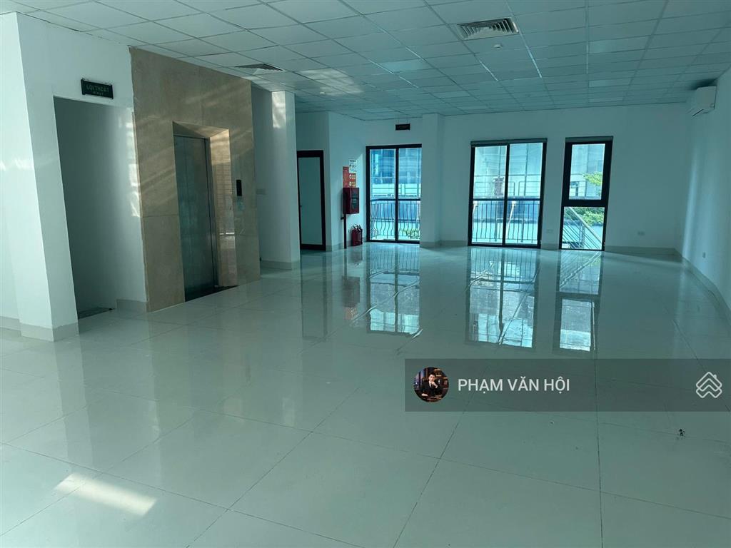 Cho thuê biệt thự sunshine city ciputra diện tích 175m  5 tầng thang máy  giá 85 triệu/th