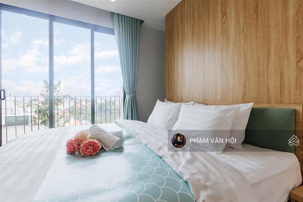 Bán tòa nhà lô góc mặt phố âu cơ tây hồ 242m 10 tầng view hồ tây sông hồng dòng tiền 450 triệu /th