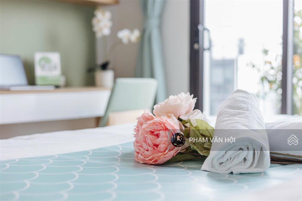 Bán tòa nhà lô góc mặt phố âu cơ tây hồ 242m 10 tầng view hồ tây sông hồng dòng tiền 450 triệu /th
