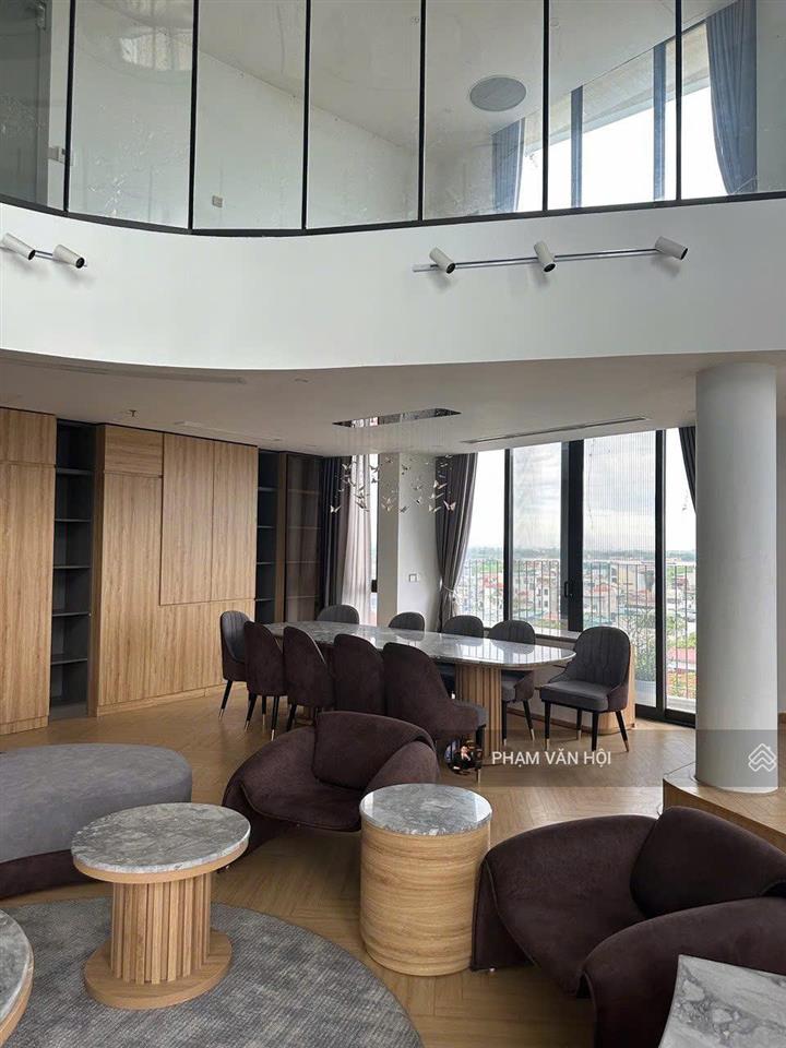 Bán tòa nhà lô góc mặt phố âu cơ tây hồ 242m 10 tầng view hồ tây sông hồng dòng tiền 450 triệu /th