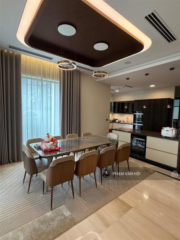 Cho thuê biệt thự đơn lập vip starlake tây hồ tây  280m 4 tầng sân vườn thang máy  full nội thất