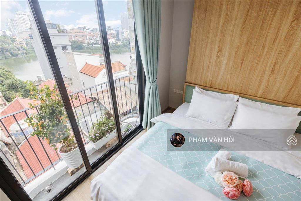 Bán tòa nhà lô góc âu cơ 242m2 10 tầng view hồ tây sông hồng dòng tiền 450tr/tháng, giá 150 tỷ
