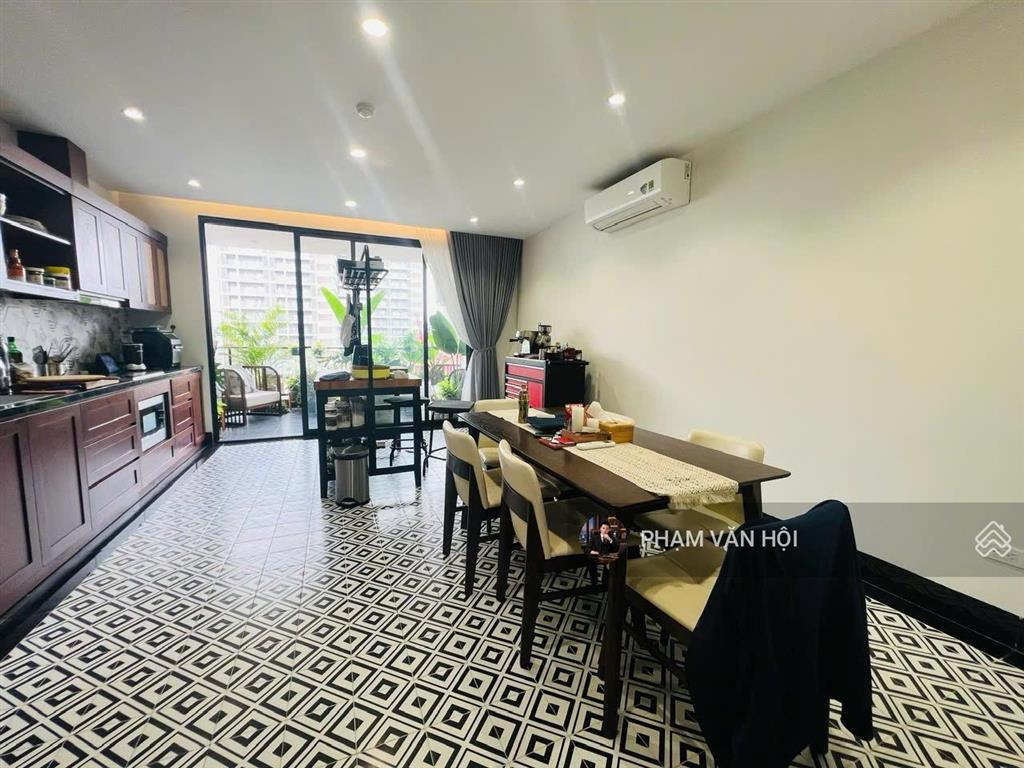 Bán tòa nhà xuân diệu gần hồ tây 100m 6 tầng thang máy ô tô đỗ cửa giá 50 tỷ  giá rẻ