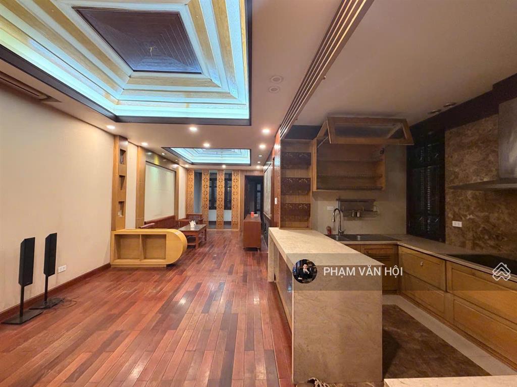 Cho thuê nhà 5 tầng mặt phố tô ngọc vân  quảng an  tây hồ  hà nội