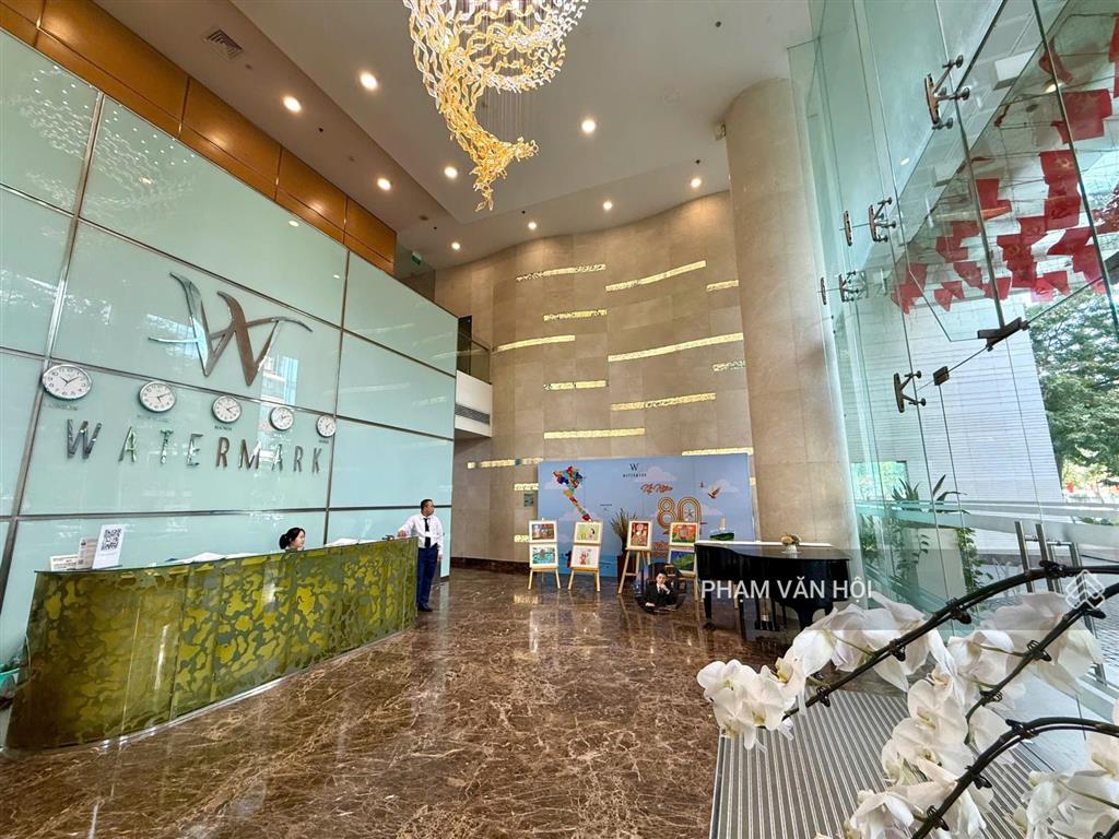 Bán chung cư watermark 120m 3pn tầng cao view hồ tây 395 lạc long quân 16,5 tỷ