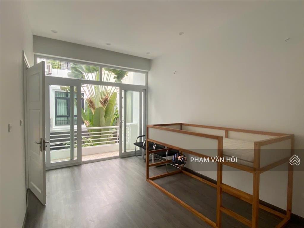 Cho thuê biệt thự khu t ciputra tây hồ hà nội dt 180m xây 3 tầng 4 ngủ full đồ giá rẻ