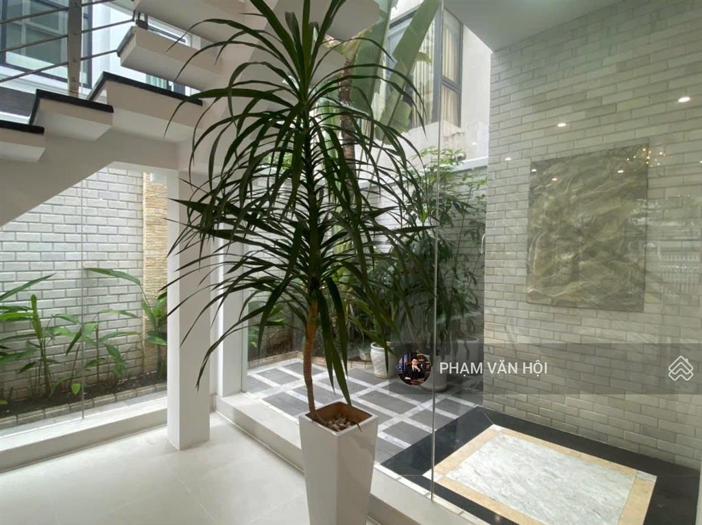 Cho thuê biệt thự khu t ciputra tây hồ hà nội dt 180m xây 3 tầng 4 ngủ full đồ giá rẻ