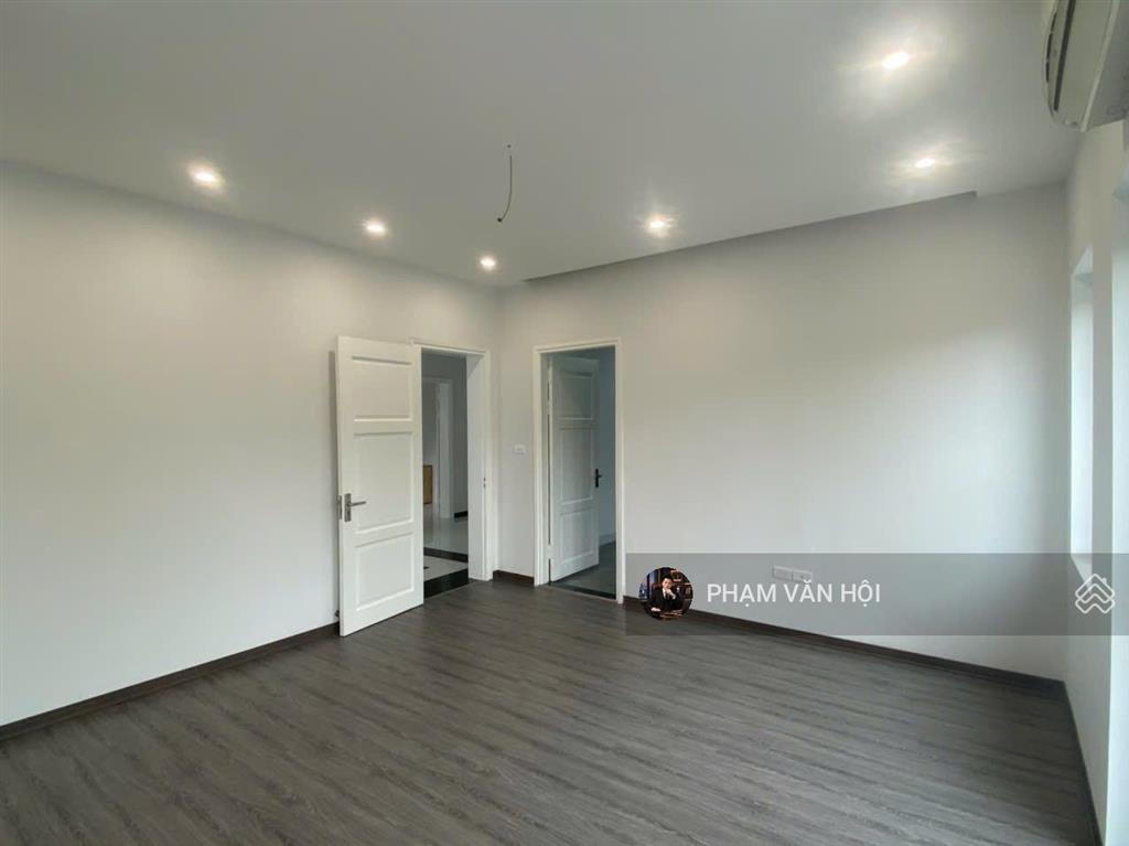 Cho thuê biệt thự khu t ciputra tây hồ hà nội dt 180m xây 3 tầng 4 ngủ full đồ giá rẻ