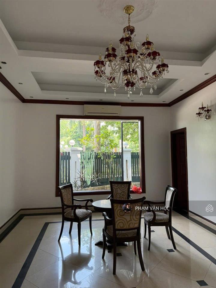 Cho thuê biệt thự 250m 3 tầng 5pn full nội thất khu g ciputra tây hồ hà nội giá 3.000 usd/tháng