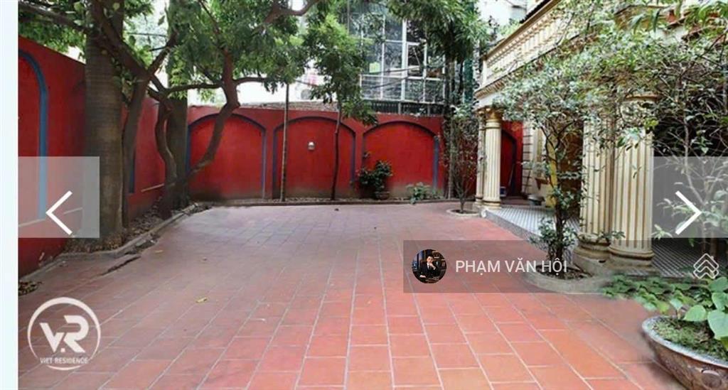 Cho thuê gấp biệt thự mặt phố tô ngọc vân tây hồ  dt 300m2  xây 5 tầng sân vườn rộng giá rẻ