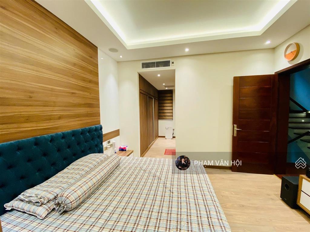 Bán biệt thự đơn lập khu h10 starlake tây hồ tây  192,8m2 4 tầng 4 pn sổ đỏ lâu dài, giá 132 tỷ