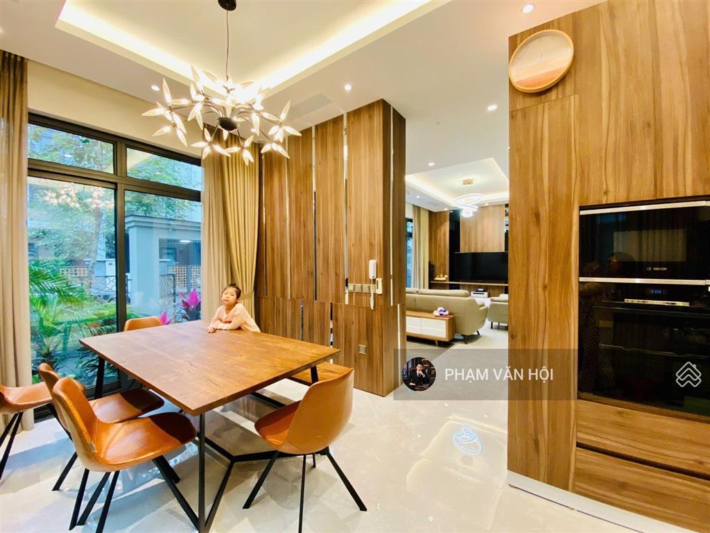 Bán biệt thự đơn lập khu h10 starlake tây hồ tây  192,8m2 4 tầng 4 pn sổ đỏ lâu dài, giá 132 tỷ