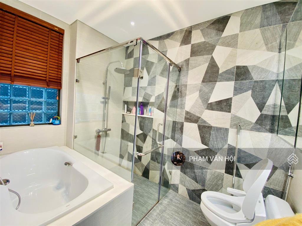 Bán biệt thự đơn lập khu h10 starlake tây hồ tây  192,8m2 4 tầng 4 pn sổ đỏ lâu dài, giá 132 tỷ