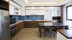 Cho thuê tòa nhà mặt phố tô ngọc vân tây hồ dt 200m²/sàn 10 tầng + hầm thang máy 162,225 tr/tháng
