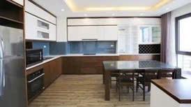 Cho thuê tòa nhà mặt phố tô ngọc vân tây hồ dt 200m²/sàn 10 tầng + hầm thang máy 162,225 tr/tháng